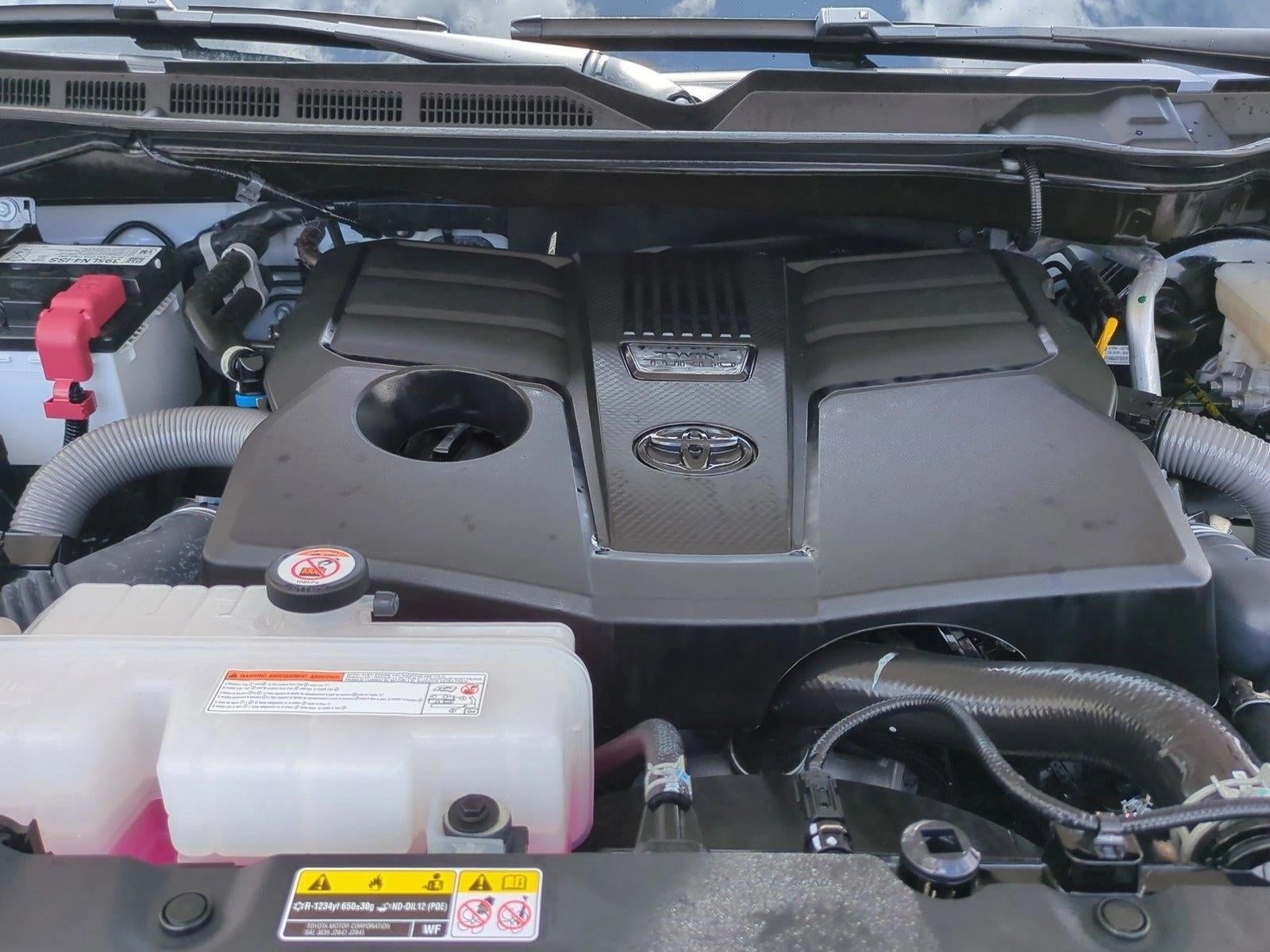2025 Toyota Tundra 4WD 4WD SR CrewMax 5.5' Bed (Natl)