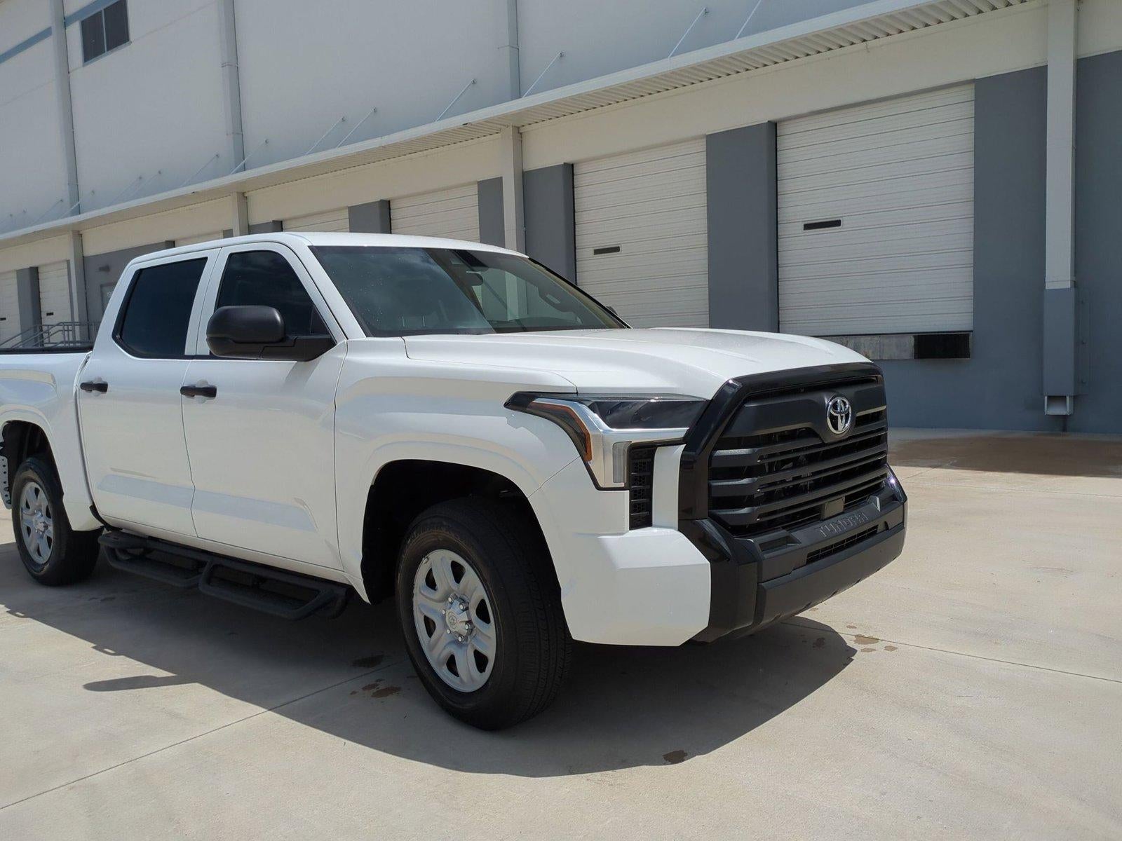 2025 Toyota Tundra 4WD 4WD SR CrewMax 5.5' Bed (Natl)