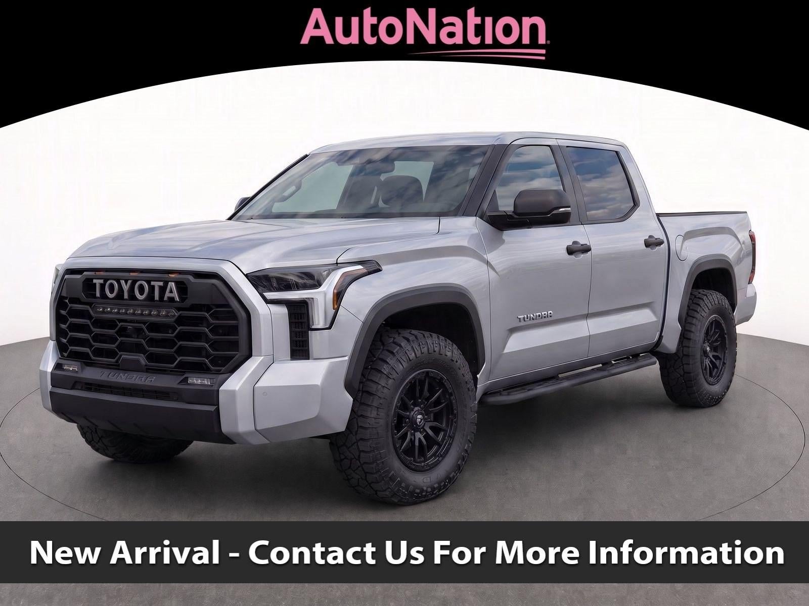 2022 Toyota Tundra 2WD 2WD SR5 CrewMax 5.5' Bed (SE)