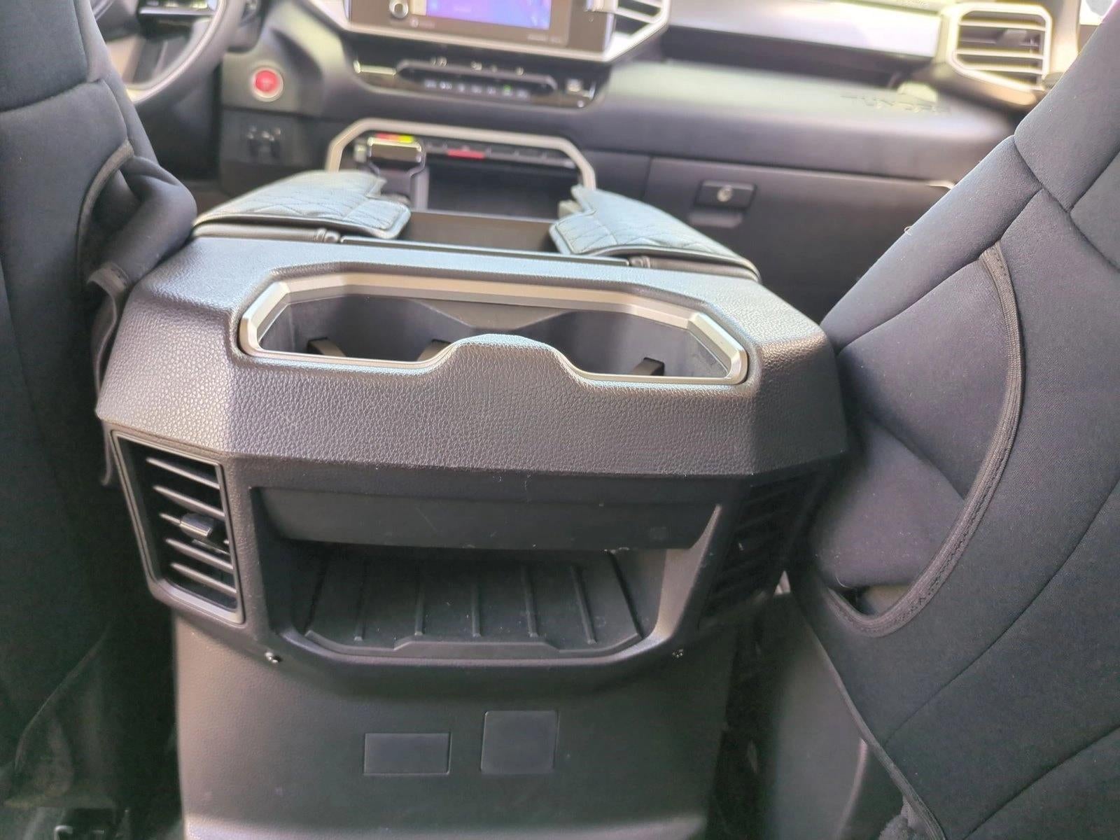 2023 Toyota Tundra 4WD 4WD SR5 CrewMax 5.5' Bed (Natl)