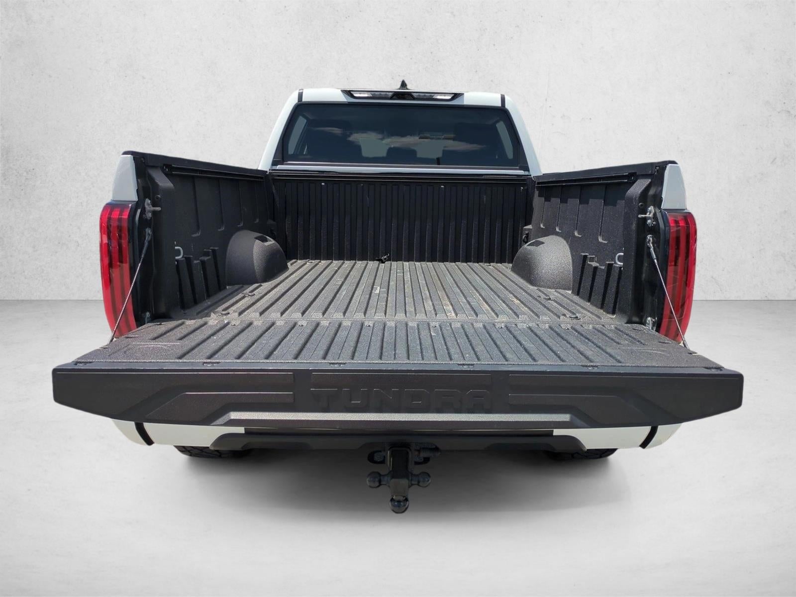 2023 Toyota Tundra 4WD 4WD SR5 CrewMax 5.5' Bed (Natl)