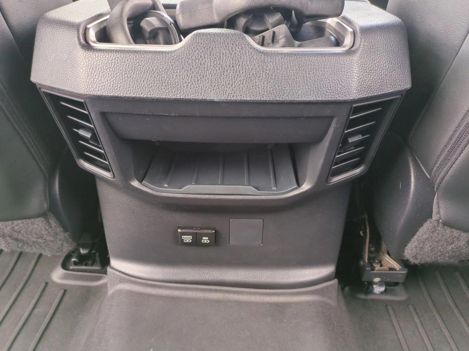 2024 Toyota Tundra 4WD 4WD SR5 CrewMax 5.5' Bed (SE)