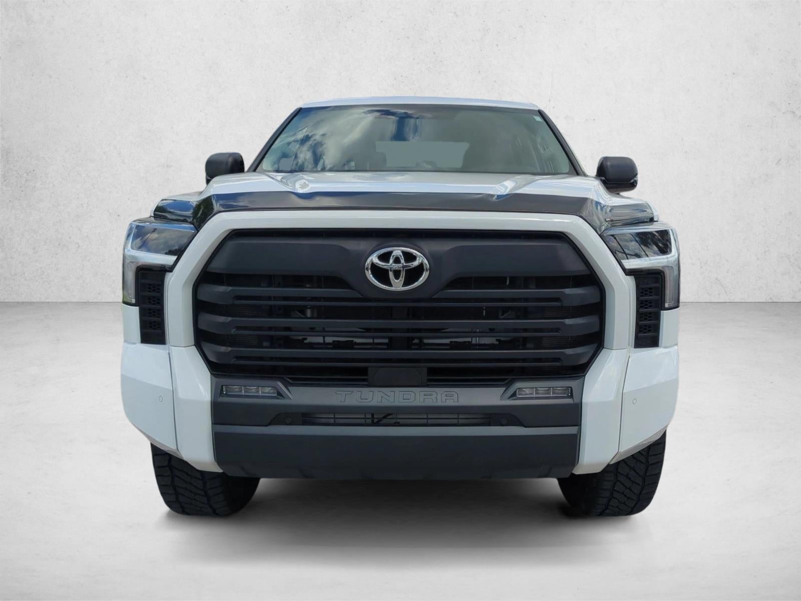 2024 Toyota Tundra 4WD 4WD SR5 CrewMax 5.5' Bed (SE)