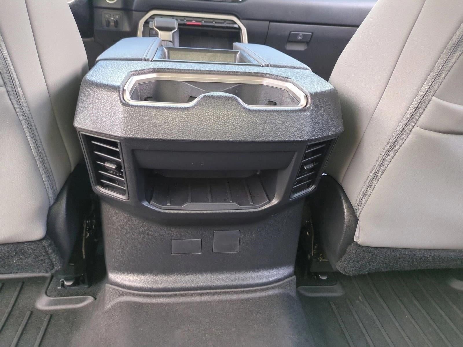 2023 Toyota Tundra 4WD 4WD SR5 CrewMax 5.5' Bed (SE)
