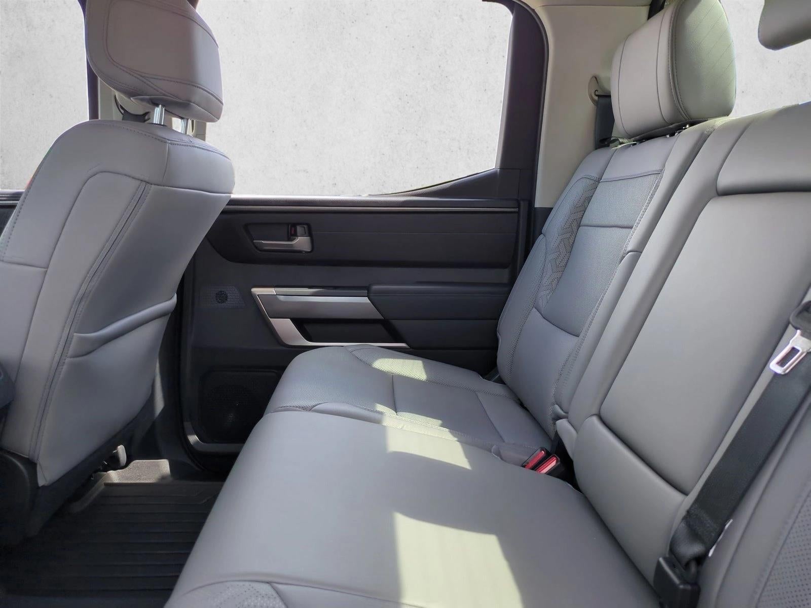 2023 Toyota Tundra 4WD 4WD SR5 CrewMax 5.5' Bed (SE)