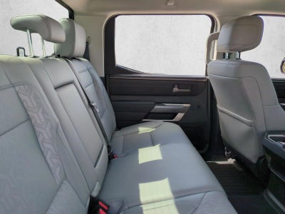 2023 Toyota Tundra 4WD 4WD SR5 CrewMax 5.5' Bed (SE)