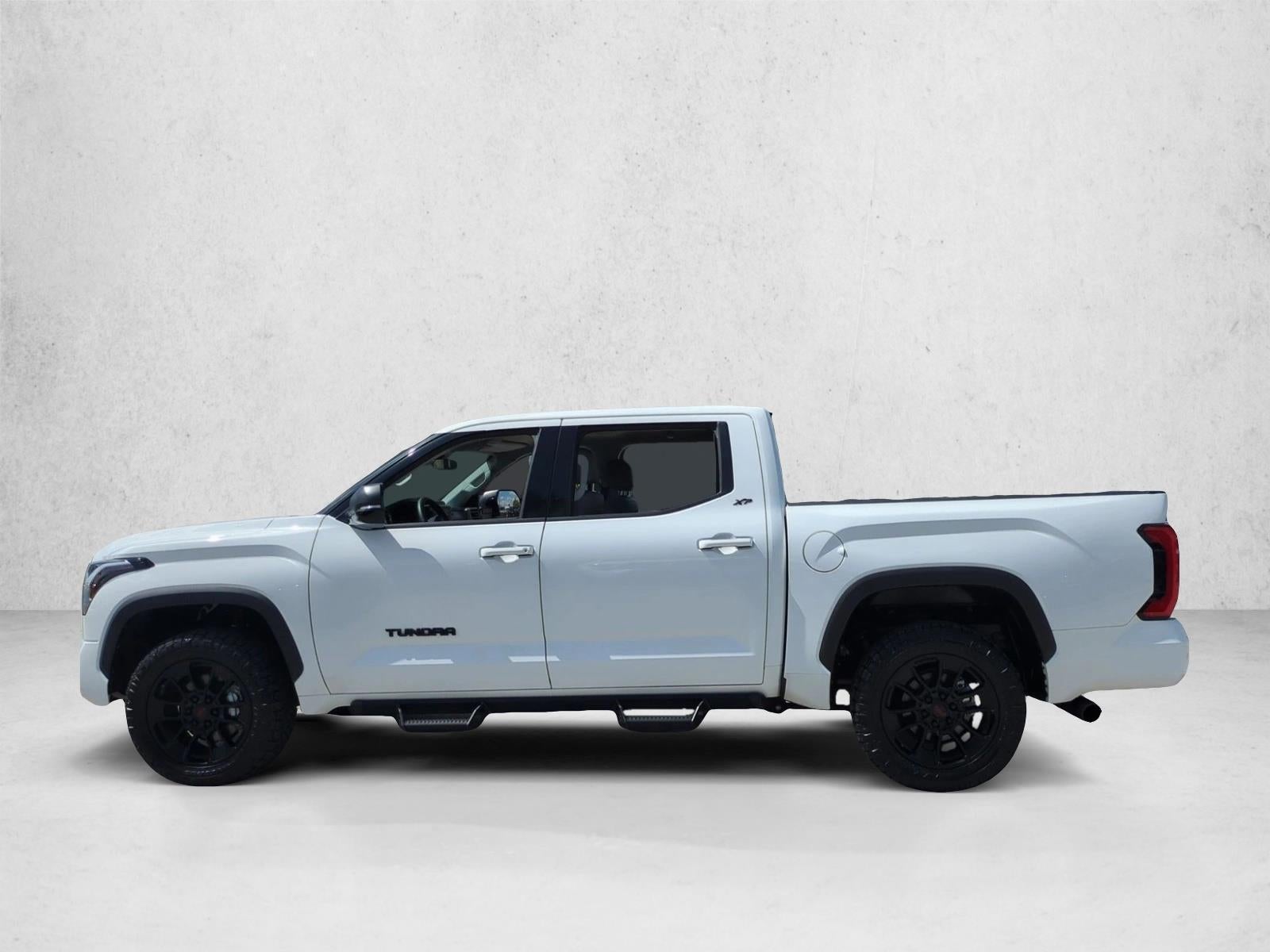 2023 Toyota Tundra 4WD 4WD SR5 CrewMax 5.5' Bed (SE)