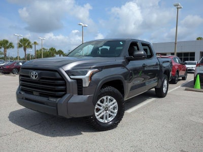 2025 Toyota Tundra 4WD 4WD SR5 CrewMax 5.5' Bed (SE)