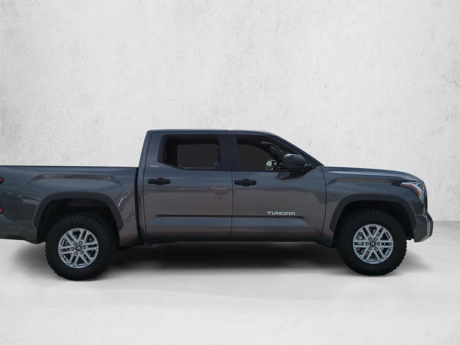 2025 Toyota Tundra 4WD 4WD SR5 CrewMax 5.5' Bed (SE)