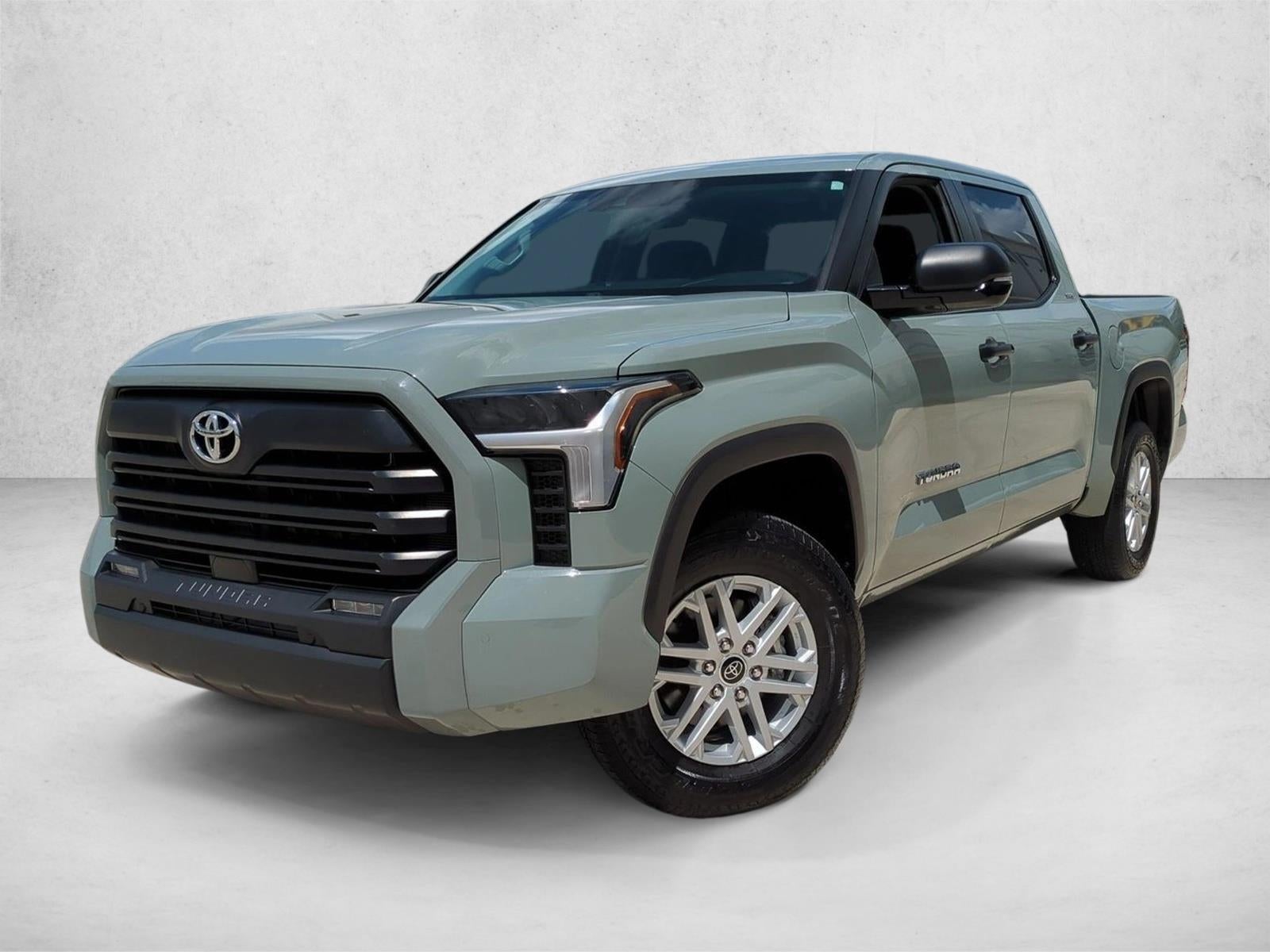 2024 Toyota Tundra 4WD 4WD SR5 CrewMax 5.5' Bed (SE)