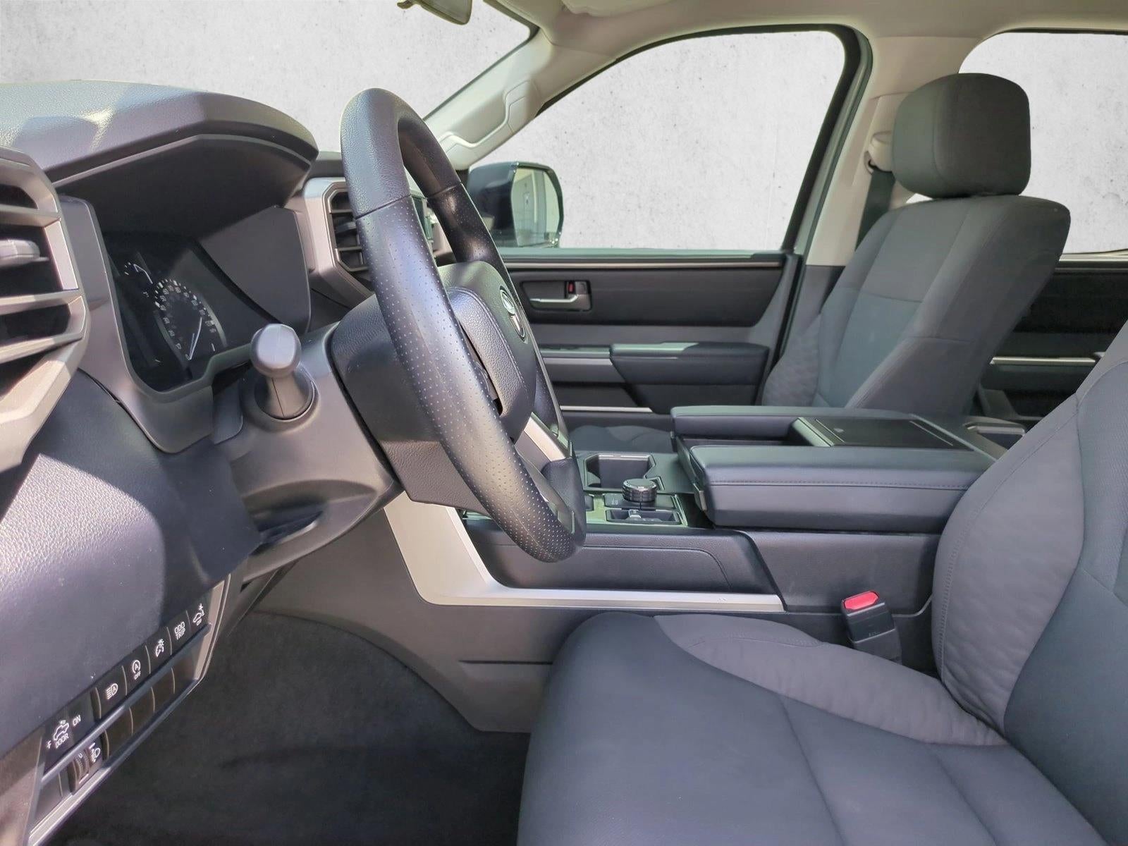 2024 Toyota Tundra 4WD 4WD SR5 CrewMax 5.5' Bed (SE)