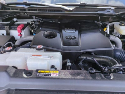 2024 Toyota Tundra 4WD 4WD SR5 CrewMax 5.5' Bed (SE)