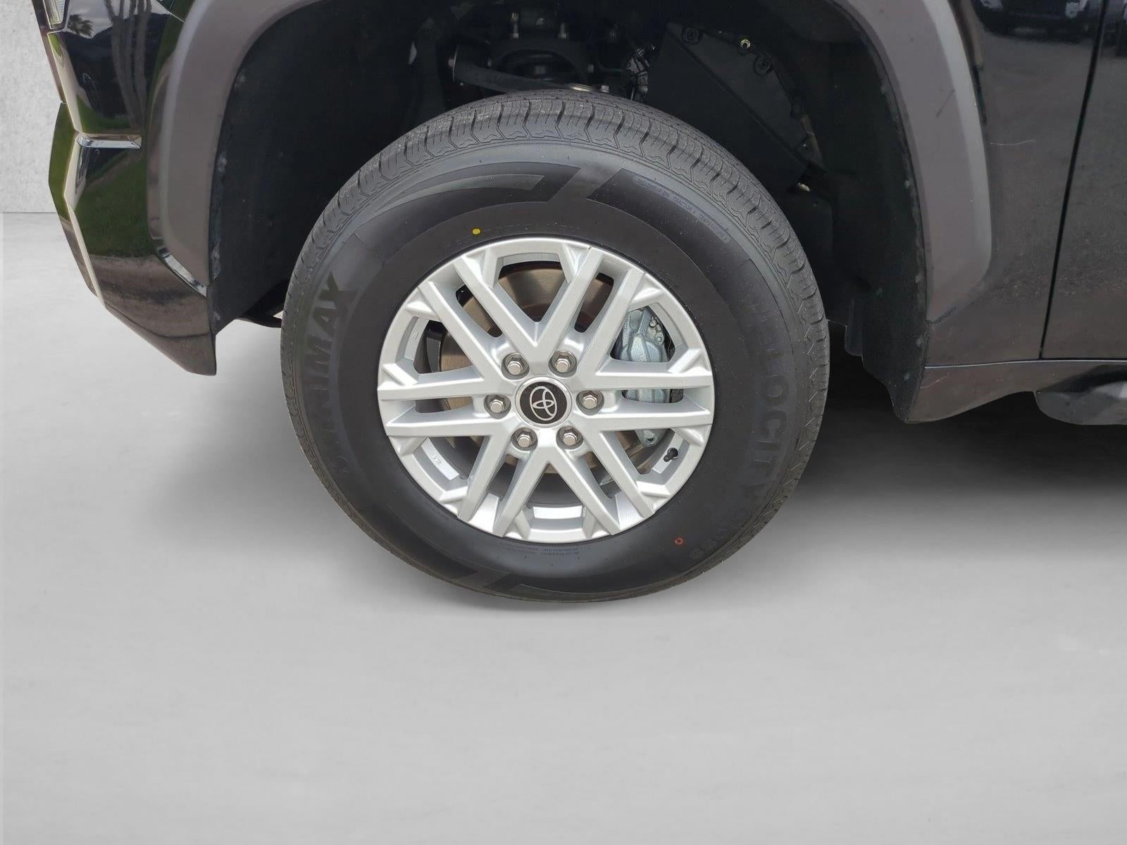 2024 Toyota Tundra 4WD 4WD SR5 CrewMax 5.5' Bed (SE)