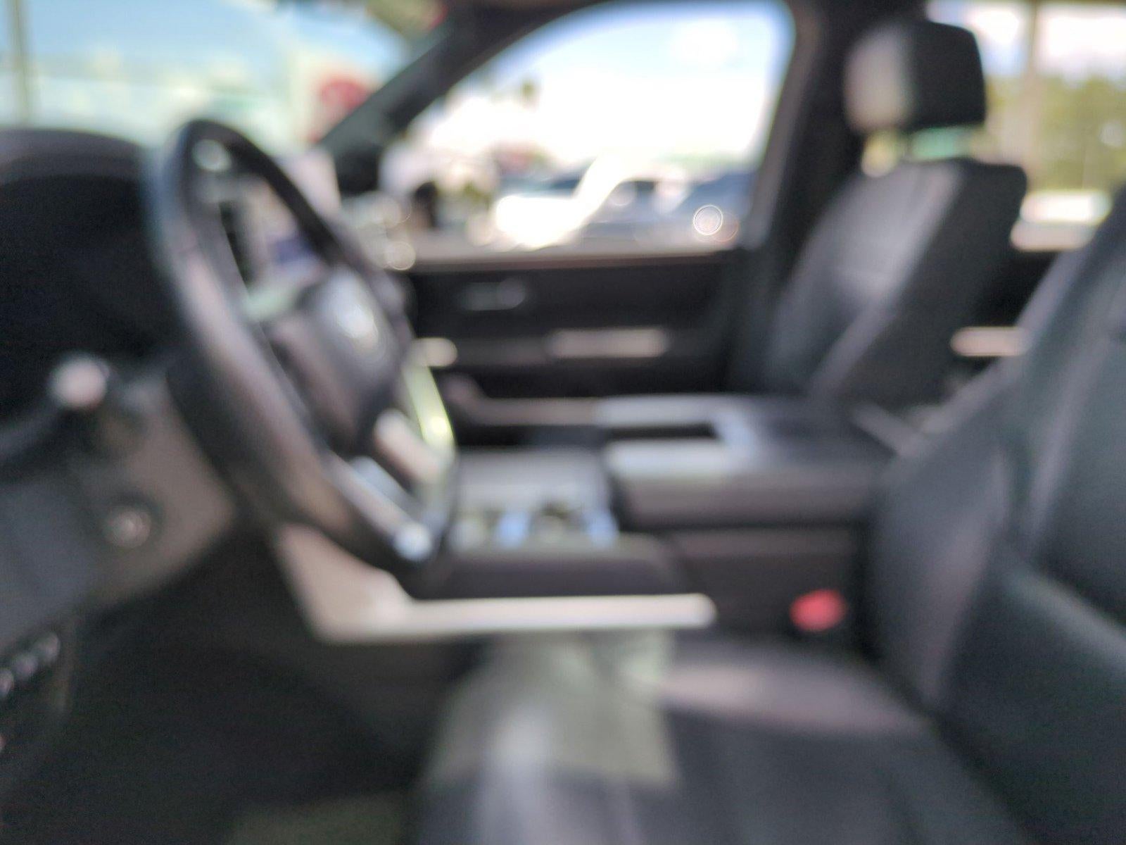 2023 Toyota Tundra 4WD 4WD Platinum CrewMax 5.5' Bed (Natl)