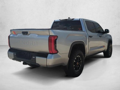 2025 Toyota Tundra 4WD 4WD SR5 CrewMax 5.5' Bed (SE)