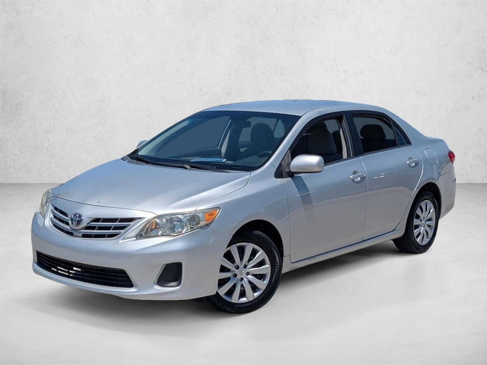 2013 Toyota Corolla 4dr Sdn Auto LE (Natl)