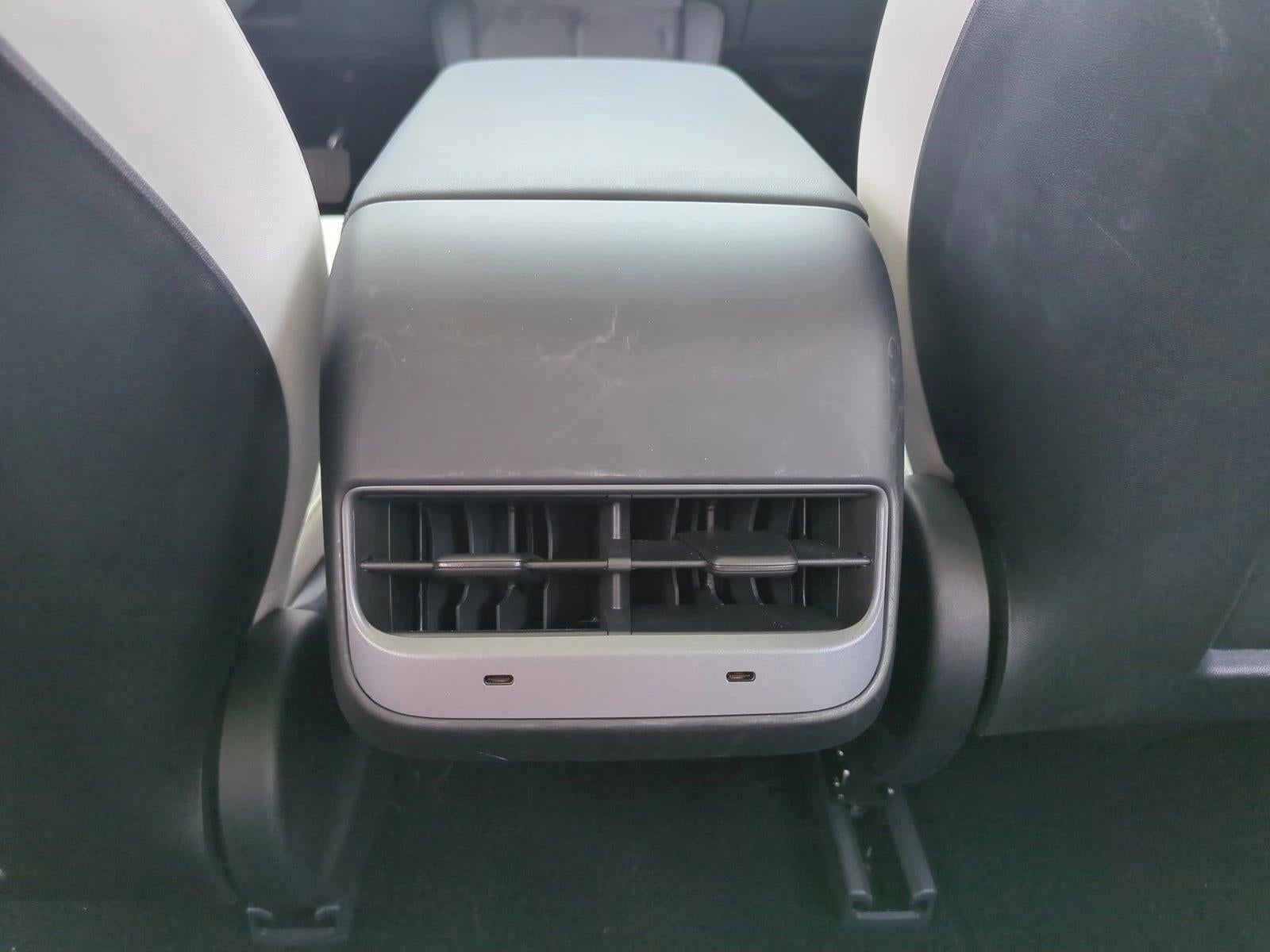 2023 Tesla Model 3 RWD