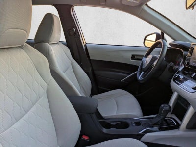 2022 Toyota Corolla Cross LE 2WD (Natl)