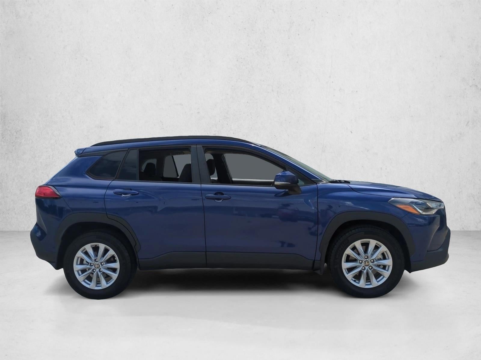 2023 Toyota Corolla Cross LE 2WD (Natl)