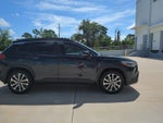 2025 Toyota Corolla Cross XLE 2WD (Natl)