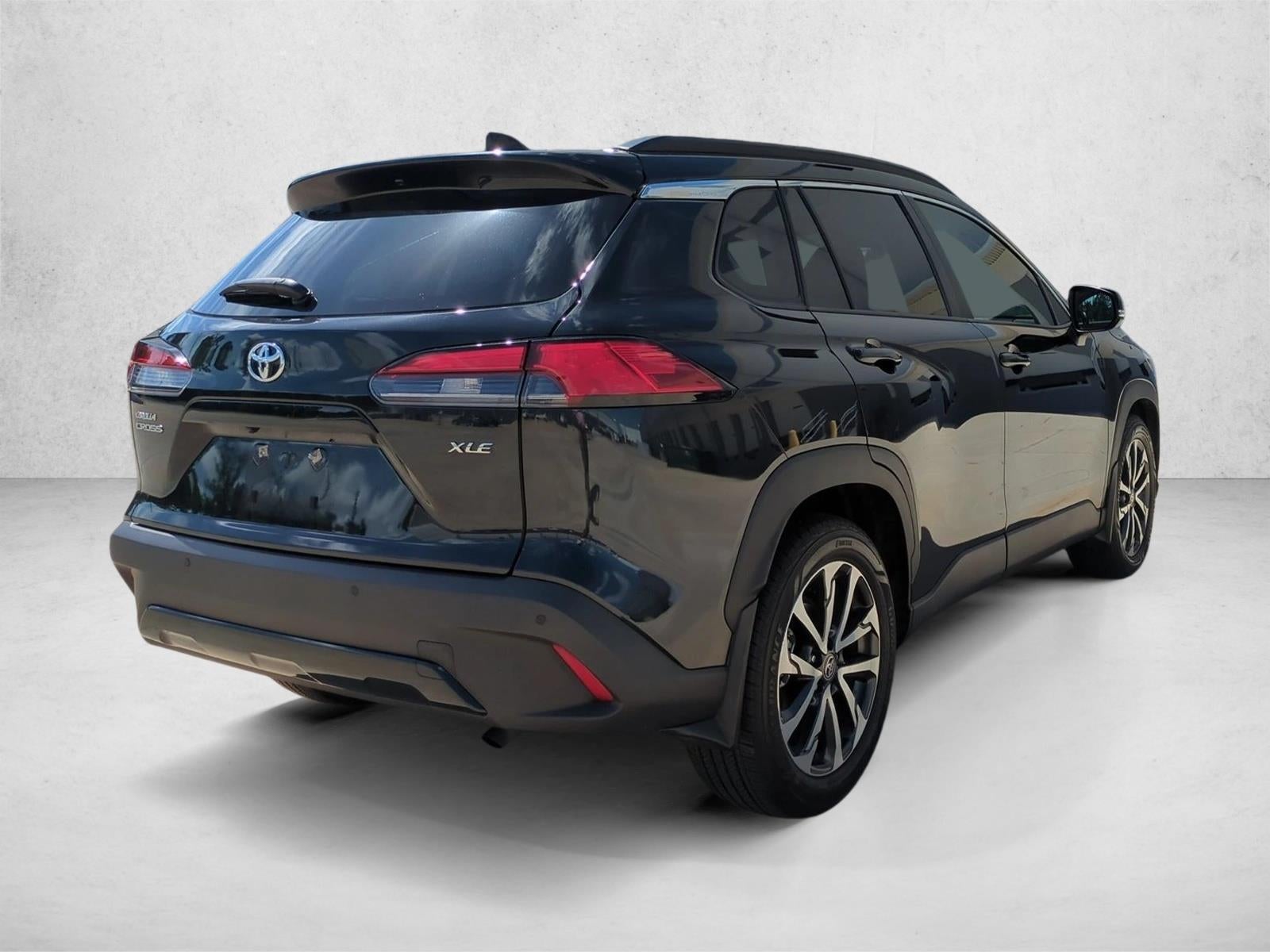 2025 Toyota Corolla Cross XLE 2WD (Natl)