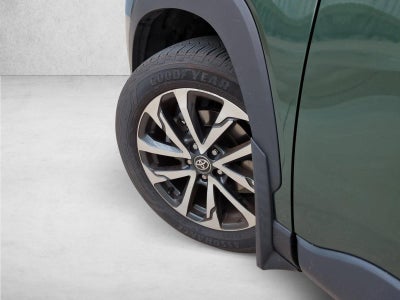 2023 Toyota Corolla Cross XLE 2WD (Natl)