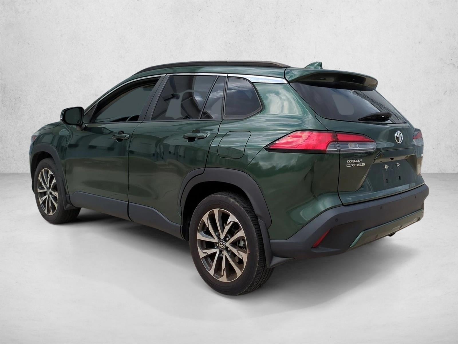 2023 Toyota Corolla Cross XLE 2WD (Natl)