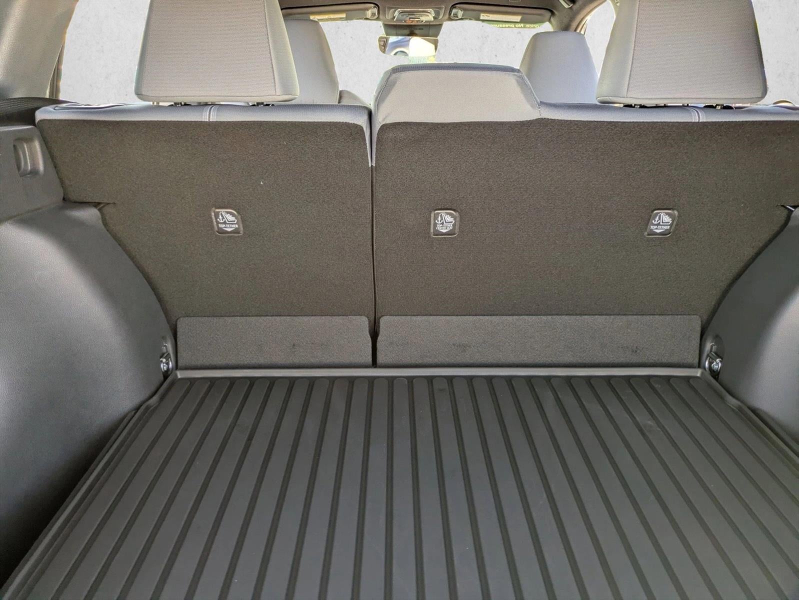 2026 Toyota Corolla Cross Hybrid SE 4WD (Natl)