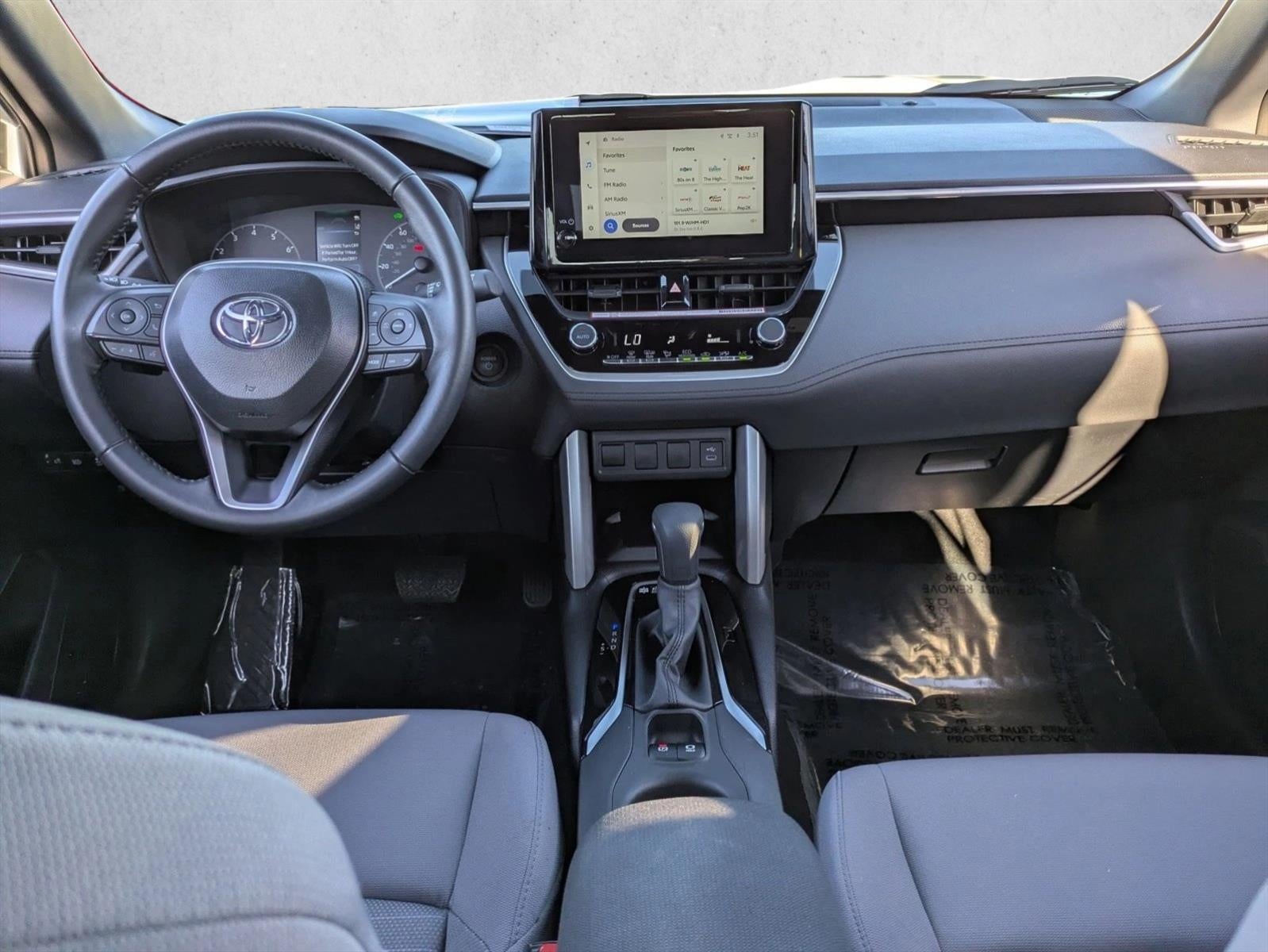 2025 Toyota Corolla Cross Hybrid SE 4WD (Natl)