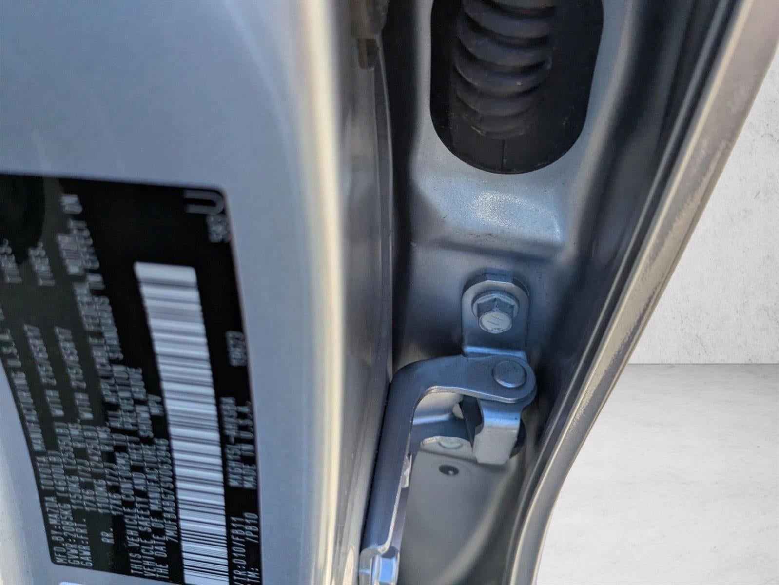 2025 Toyota Corolla Cross Hybrid SE 4WD (Natl)