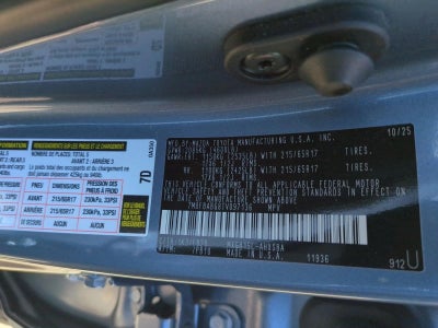 2026 Toyota Corolla Cross Hybrid SE 4WD (Natl)