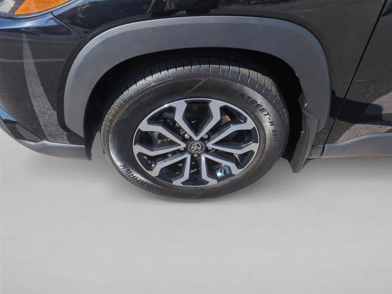 2025 Toyota Corolla Cross Hybrid SE 4WD (Natl)