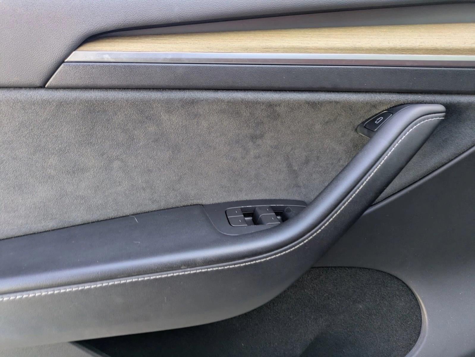 2023 Tesla Model Y Performance AWD