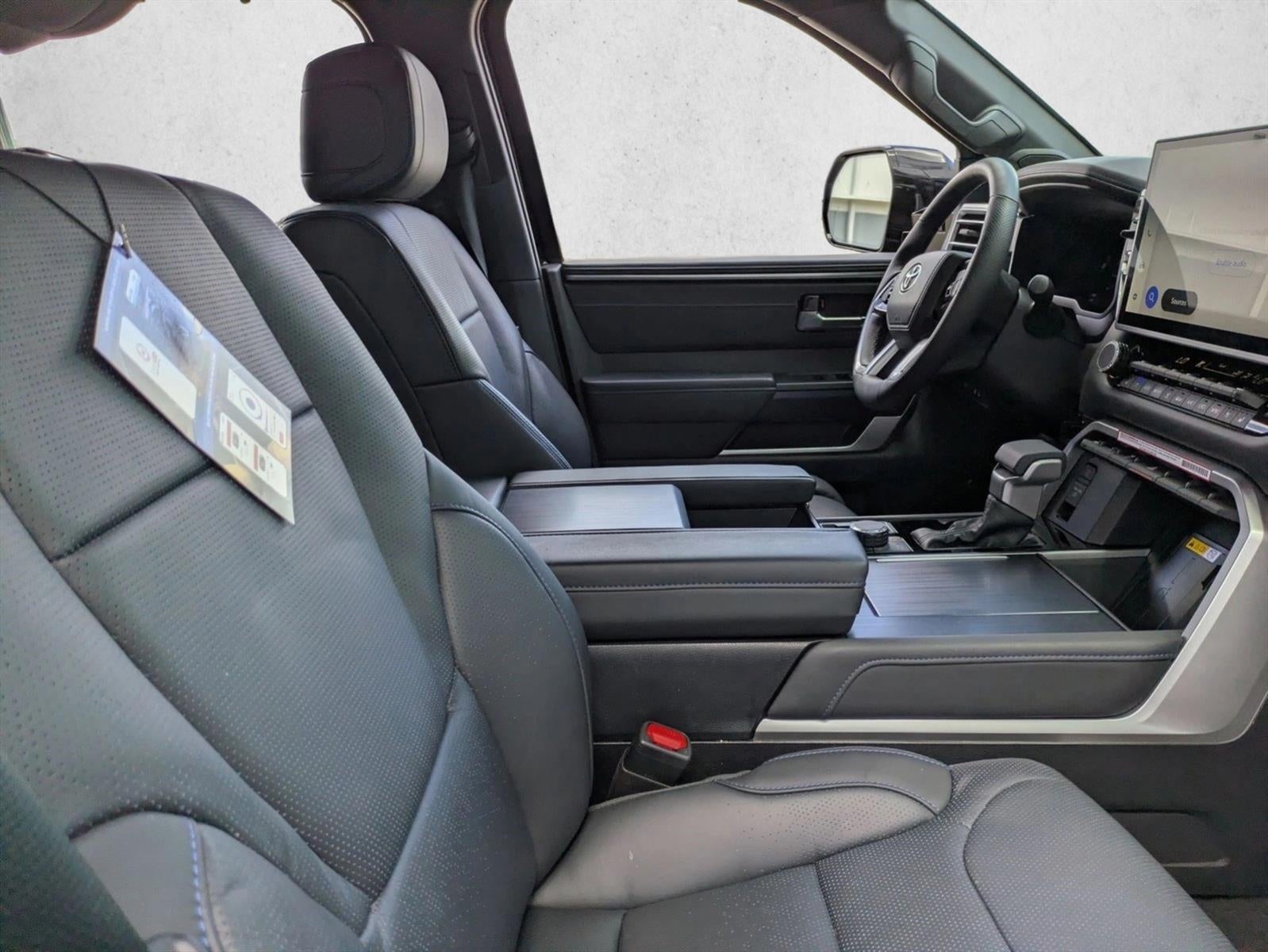 2024 Toyota Sequoia Platinum 4WD (Natl)