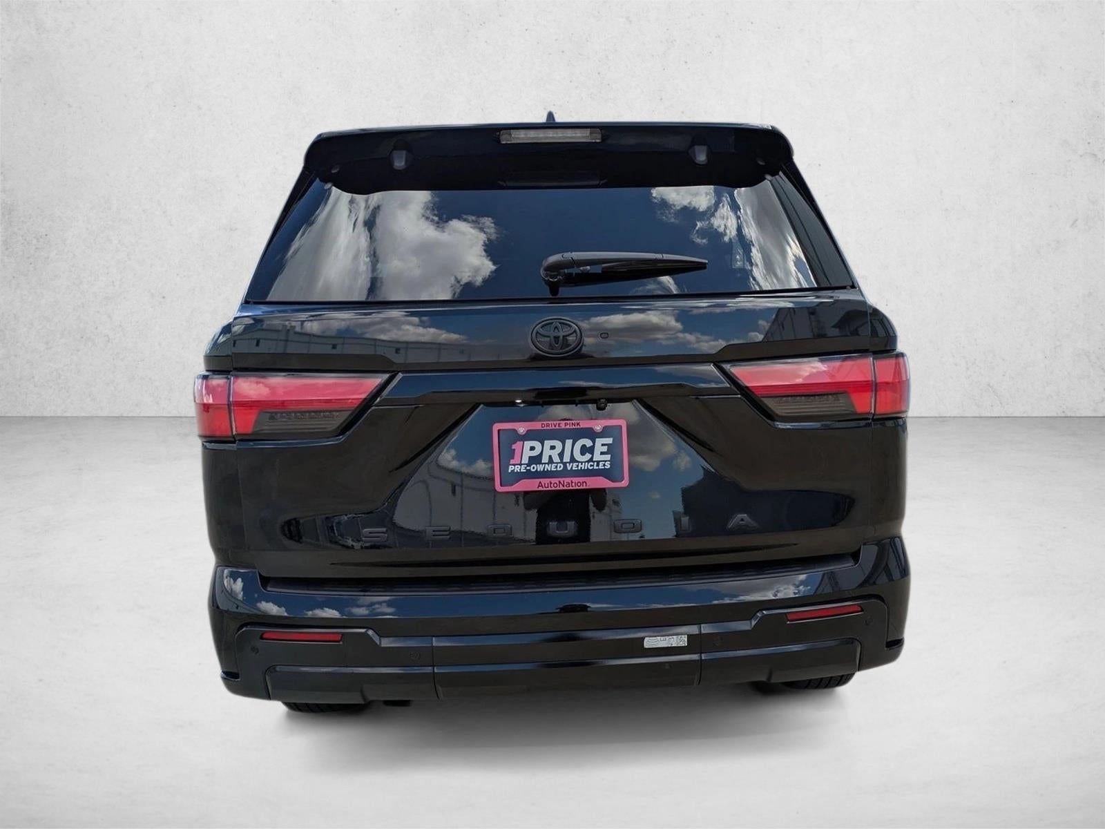 2024 Toyota Sequoia Platinum 4WD (Natl)