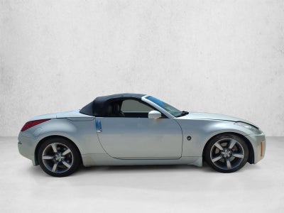2006 Nissan 350Z 2dr Roadster Touring Manual