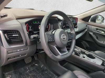 2022 Nissan Rogue FWD Platinum