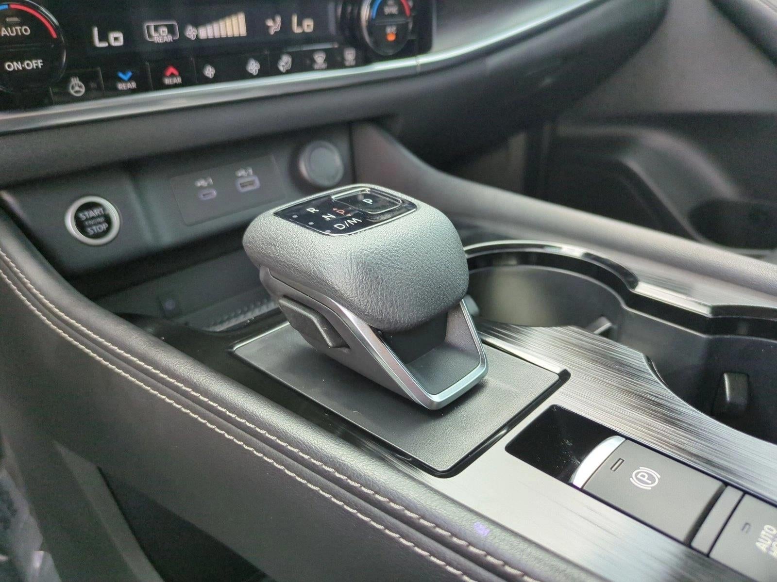 2022 Nissan Rogue FWD Platinum
