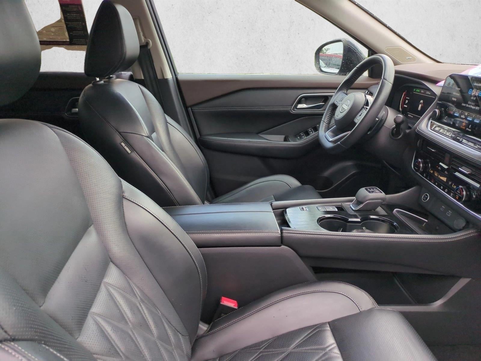 2022 Nissan Rogue FWD Platinum