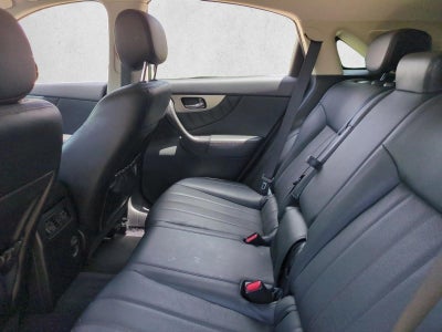 2017 INFINITI QX70 RWD