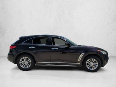2017 INFINITI QX70 RWD