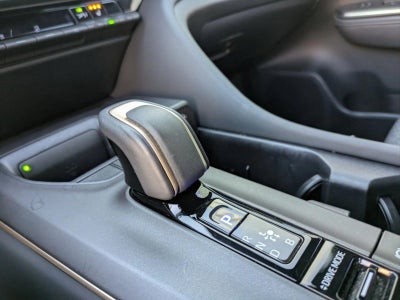 2023 Toyota Crown XLE AWD (Natl)