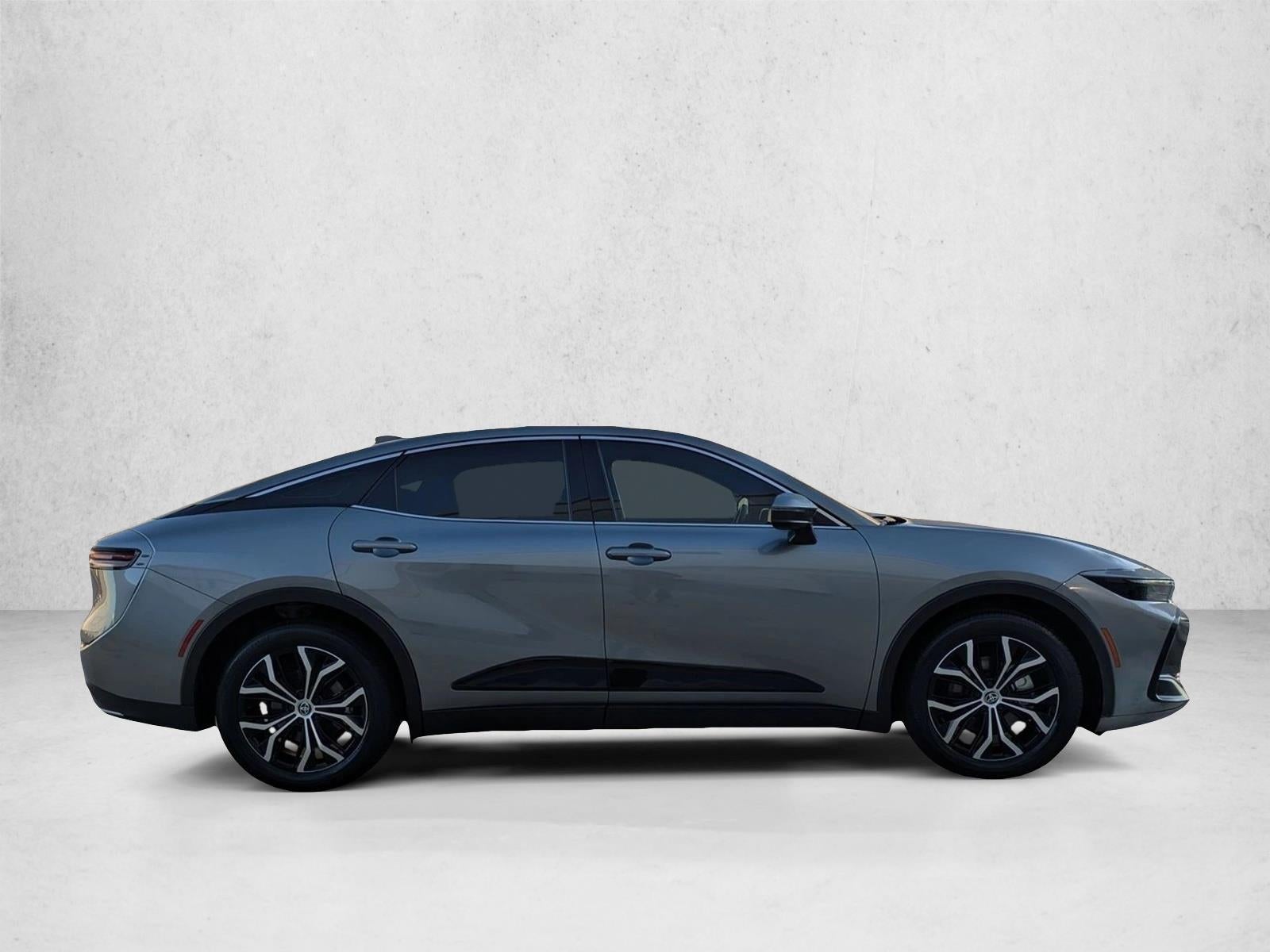 2023 Toyota Crown XLE AWD (Natl)