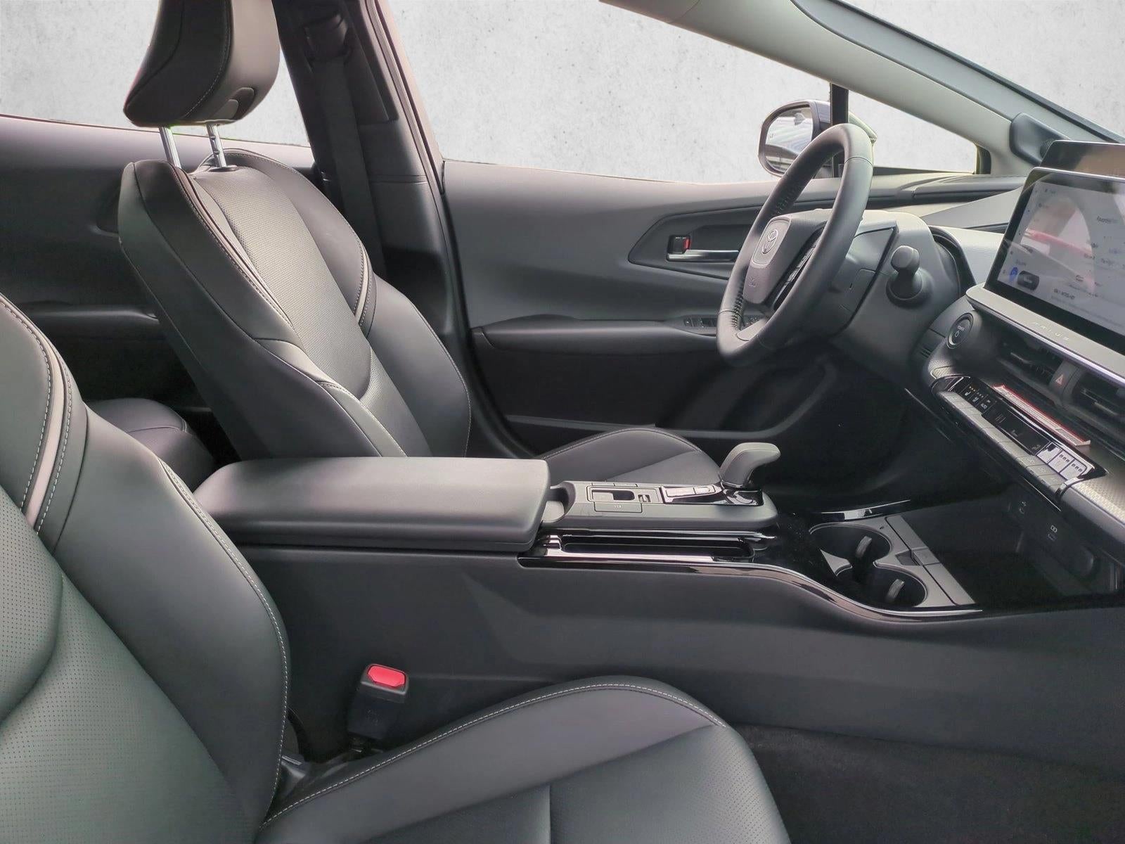 2025 Toyota Prius Limited (Natl)