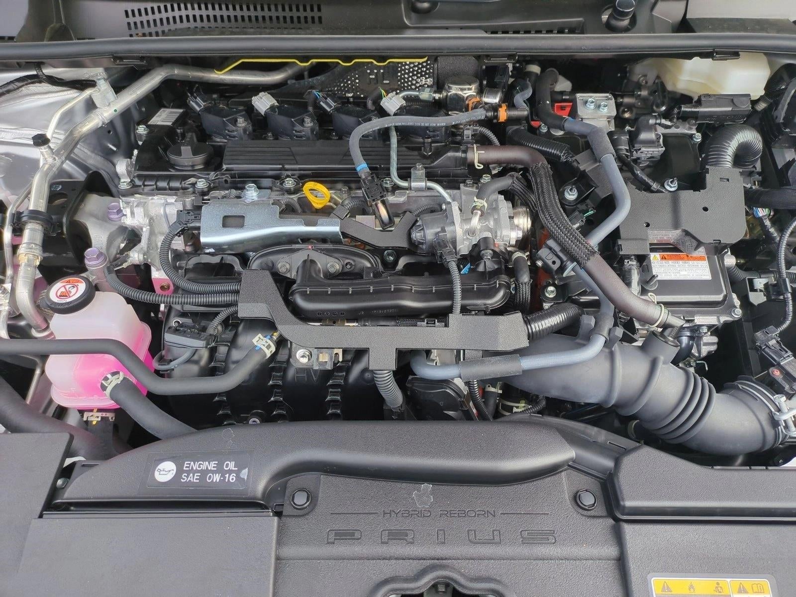 2025 Toyota Prius Limited (Natl)