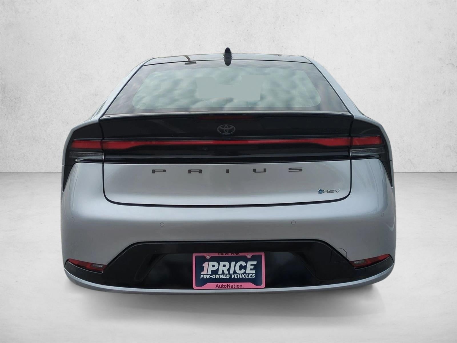 2025 Toyota Prius Limited (Natl)