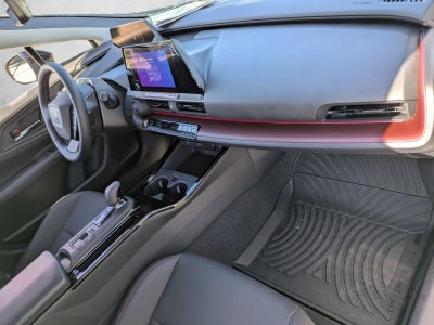 2025 Toyota Prius Plug-In Hybrid XSE (Natl)