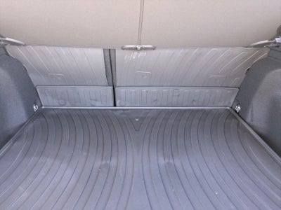 2025 Toyota Prius Plug-In Hybrid XSE (Natl)