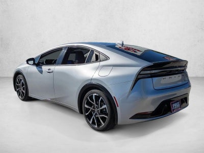 2025 Toyota Prius Plug-In Hybrid XSE (Natl)