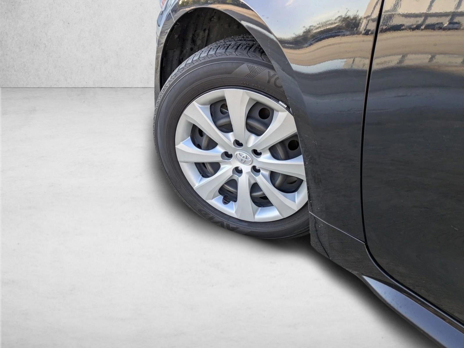 2025 Toyota Corolla Hybrid LE FWD (Natl)